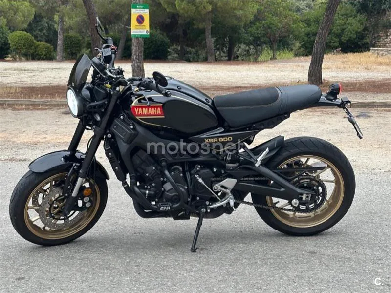 Yamaha XSR900 - Vista 4