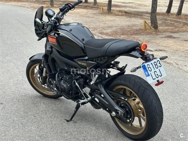 Yamaha XSR900 - Vista 5