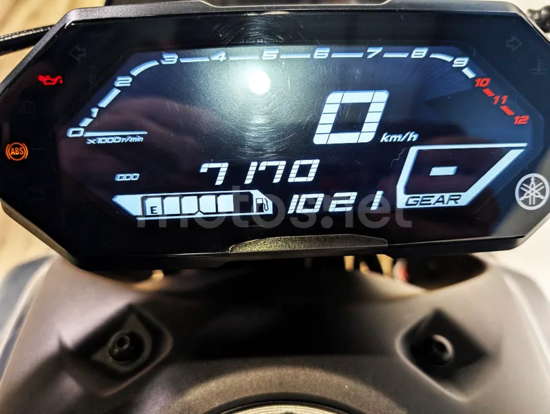 Yamaha MT-07 - Vista 7