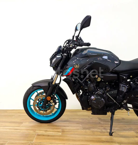 Yamaha MT-07 - Vista 8