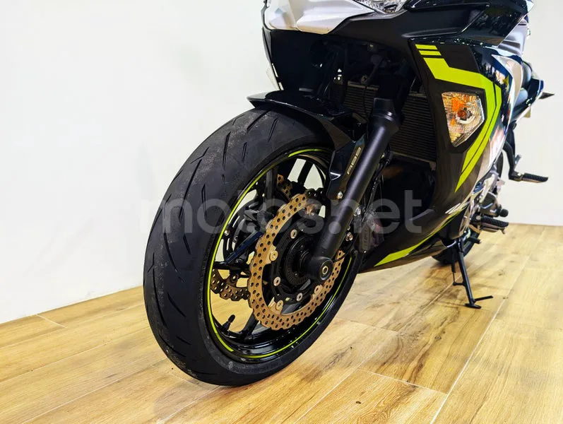 Kawasaki Ninja 650 - Vista 6