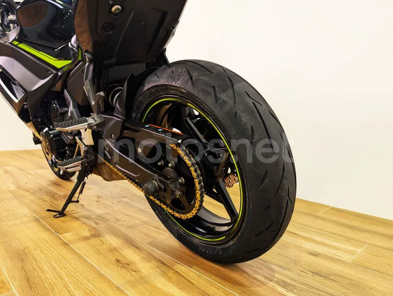 Kawasaki Ninja 650 - Vista 10