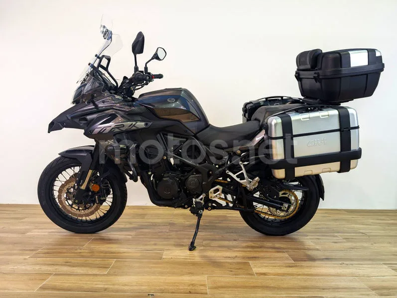 Benelli TRK 502 - Vista 5