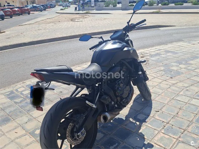 Yamaha MT-07 - Vista 3