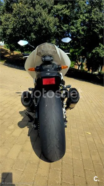 Kawasaki Z1000 - Vista 4