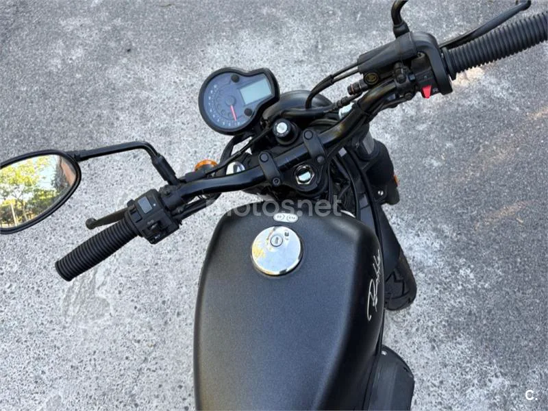 Hyosung Aquila GV 125 S - Vista 5