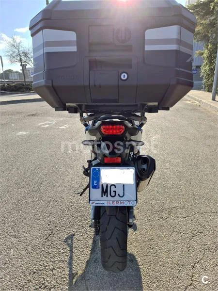 Honda CRF1100L Africa Twin - Vista 5