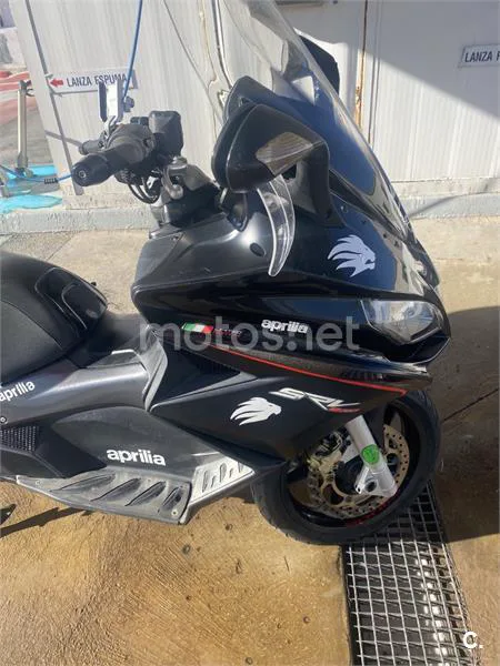 Aprilia SRV 850 - Vista 3