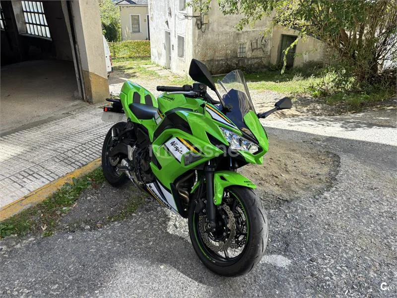 Kawasaki Ninja 650 - Vista 12