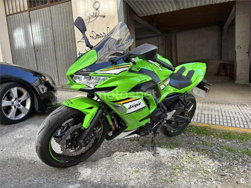 Kawasaki Ninja 650 - Vista 14
