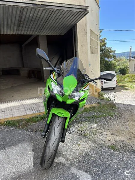 Kawasaki Ninja 650 - Vista 3