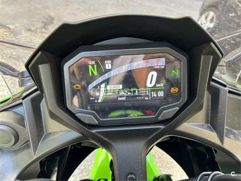 Kawasaki Ninja 650 - Vista 6