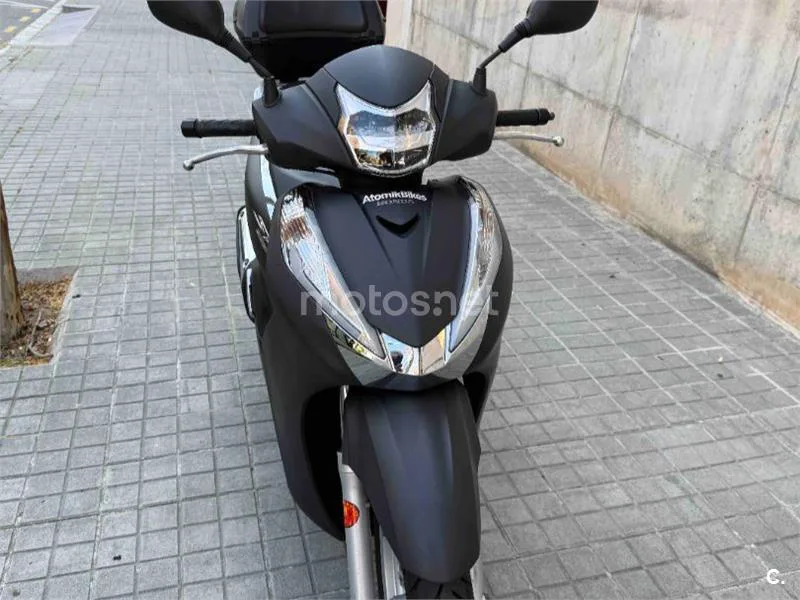 Honda SH300i - Vista 3
