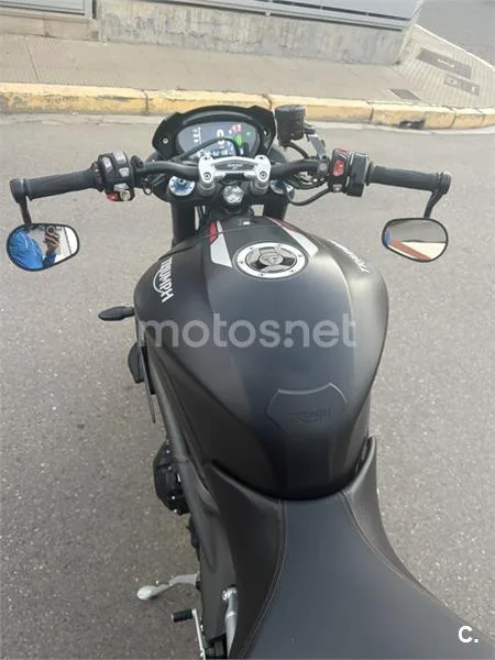 Triumph Speed Triple - Vista 3