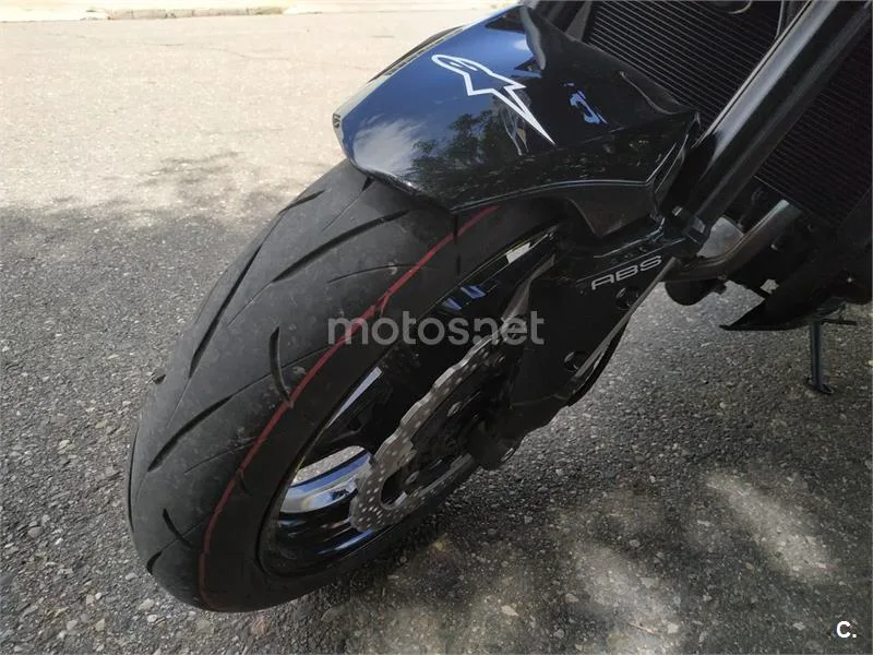 Kawasaki Z900 - Vista 5