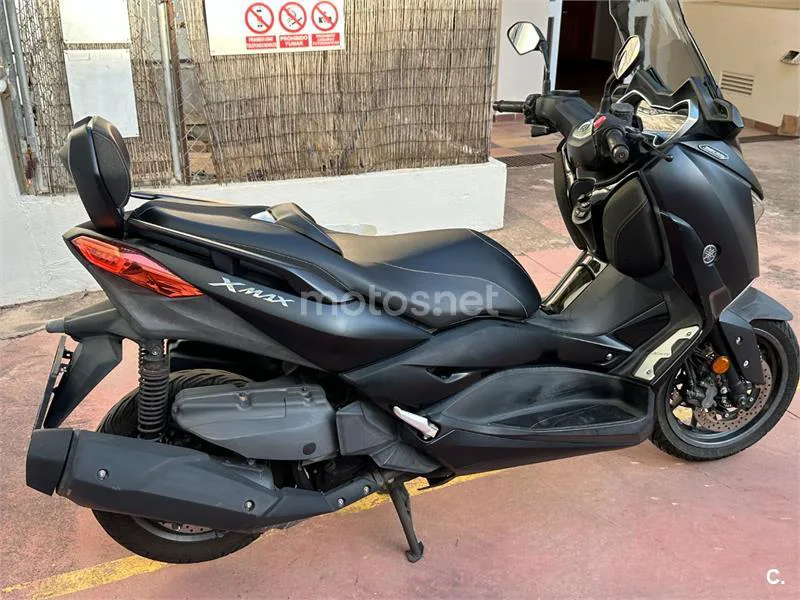 Yamaha XMAX 400 - Vista 5