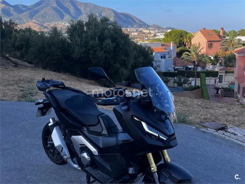 Honda X-ADV - Vista 6