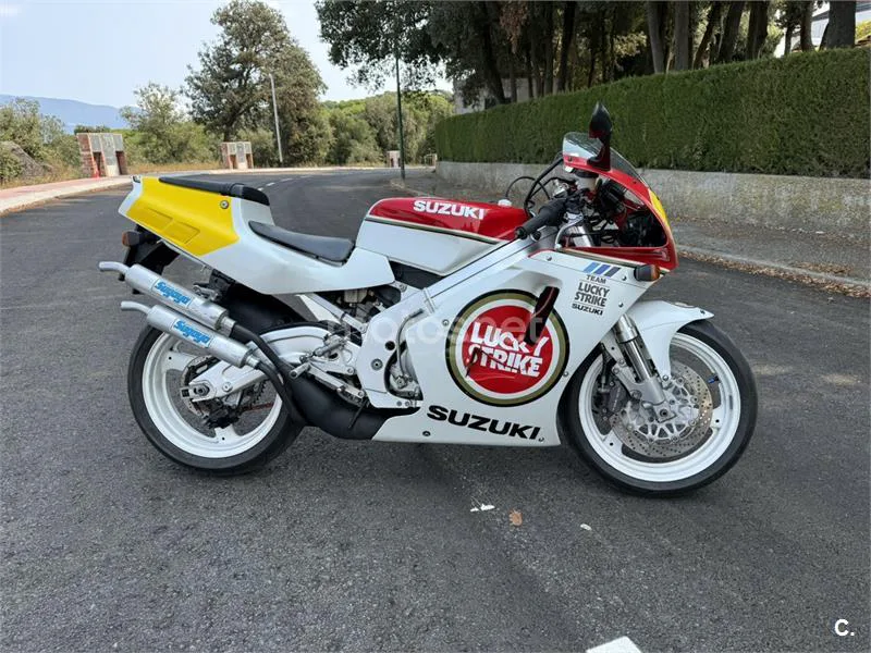 Suzuki RGV250 13.650 € 1991 Barcelona - 1