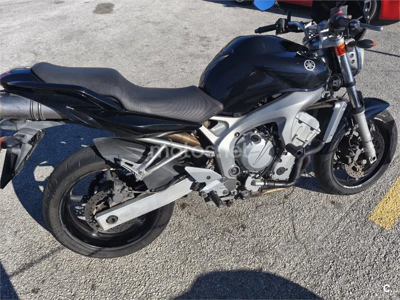 Yamaha FZ6 - Vista 4