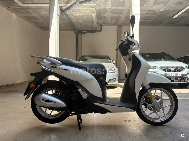 Honda SH125i - Vista 3