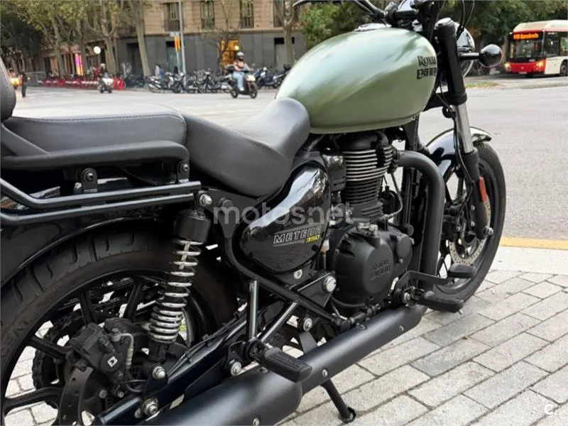 Royal Enfield Meteor 350 - Vista 4