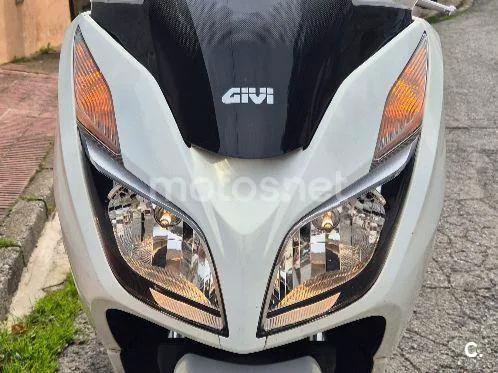 Honda Forza 300 - Vista 6