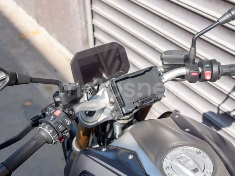 BMW R 1250 R - Vista 19