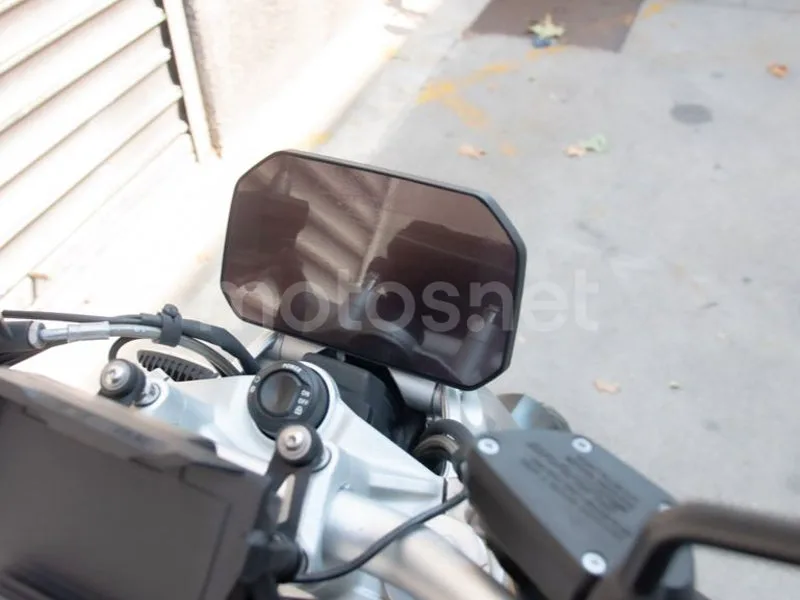 BMW R 1250 R - Vista 10