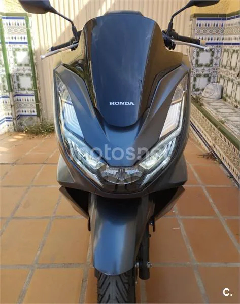Honda PCX125 - Vista 3