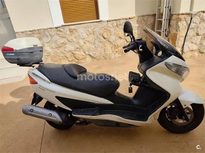 Suzuki Burgman 125 - Vista 4