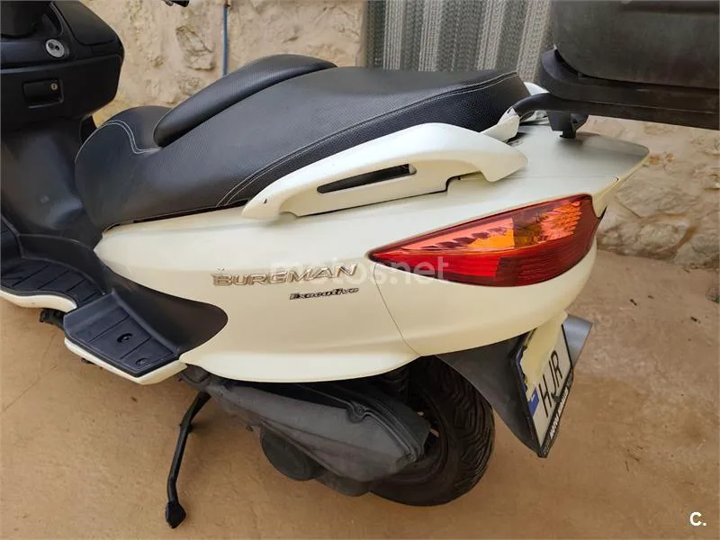 Suzuki Burgman 125 - Vista 7