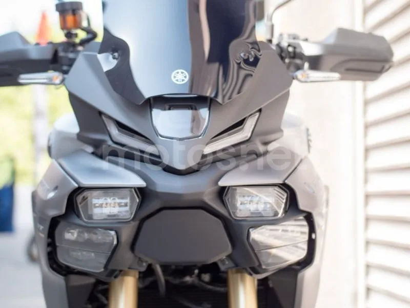 Yamaha Tracer 9 - Vista 13