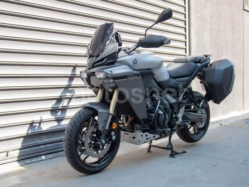 Yamaha Tracer 9 - Vista 18