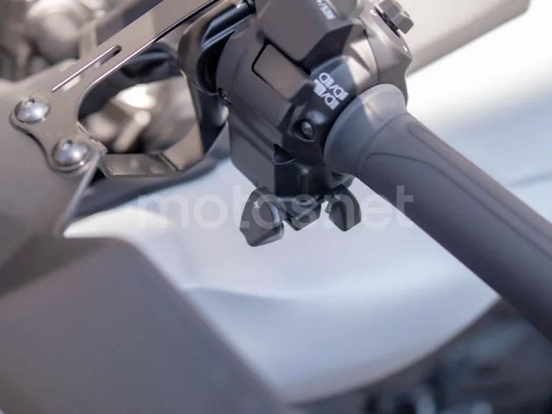 Yamaha Tracer 9 - Vista 24