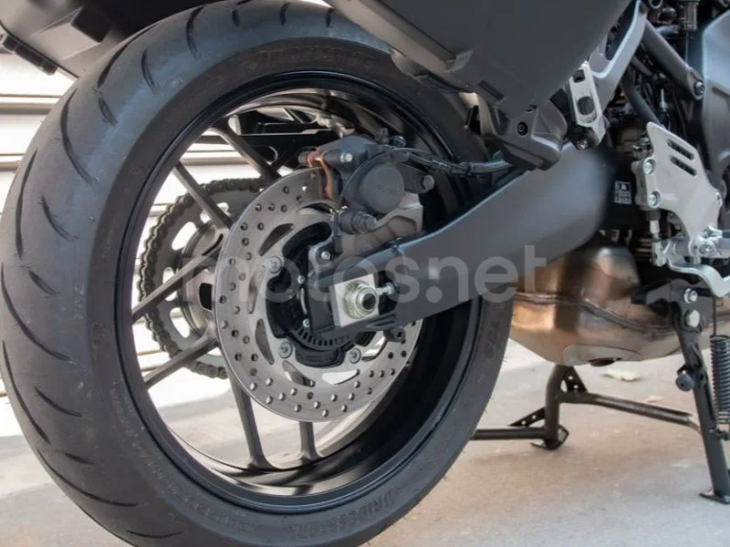 Yamaha Tracer 9 - Vista 7