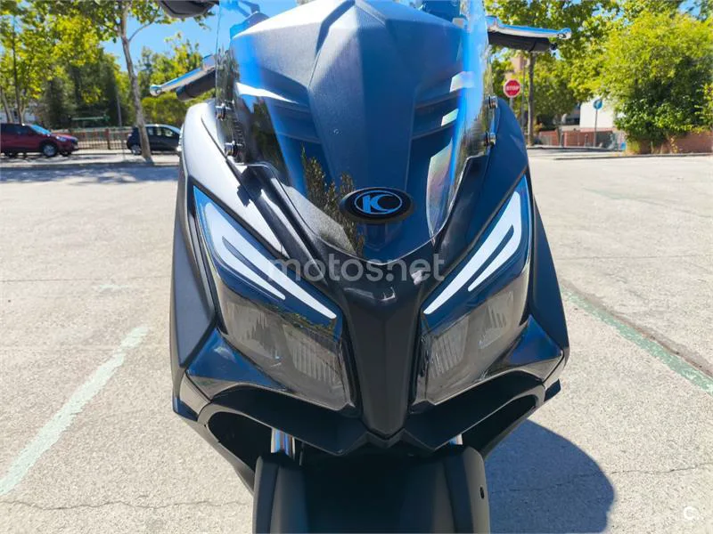 Kymco X-Town CT 300 - Vista 11