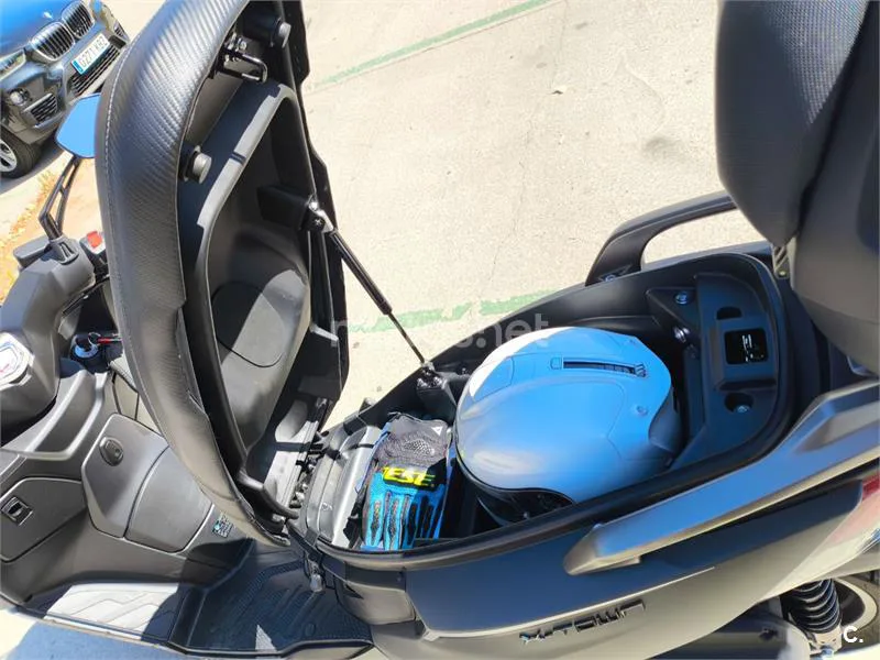 Kymco X-Town CT 300 - Vista 6