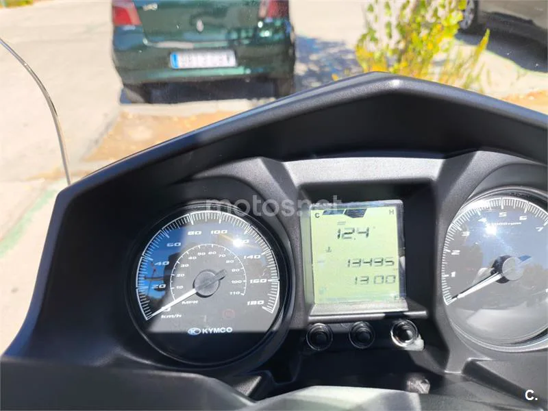 Kymco X-Town CT 300 - Vista 8