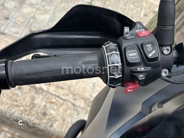 BMW F 750 GS - Vista 4