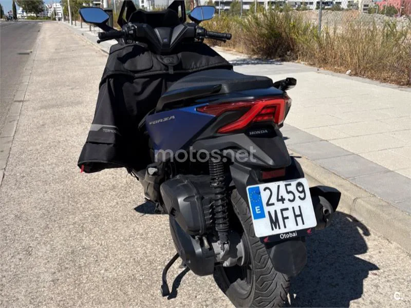 Honda Forza 125 - Vista 4