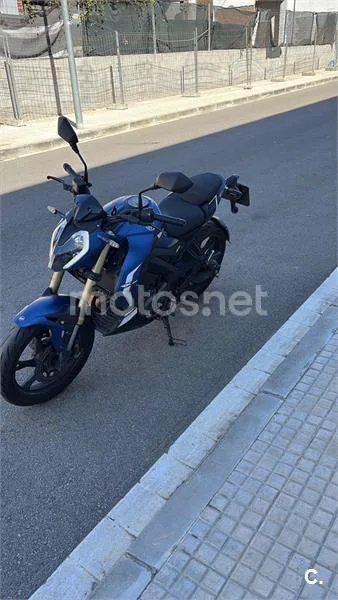 Keeway RKF 125 - Vista 7