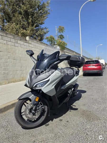 Honda Forza 125 - Vista 11
