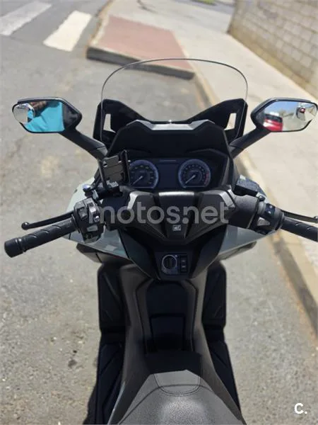 Honda Forza 125 - Vista 13