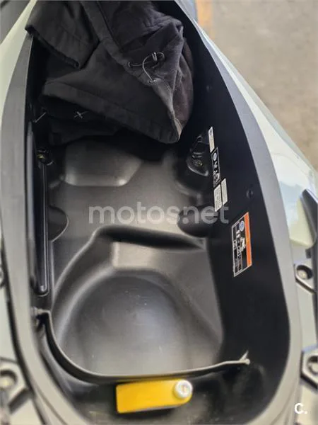 Honda Forza 125 - Vista 23