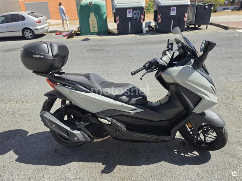 Honda Forza 125 - Vista 4