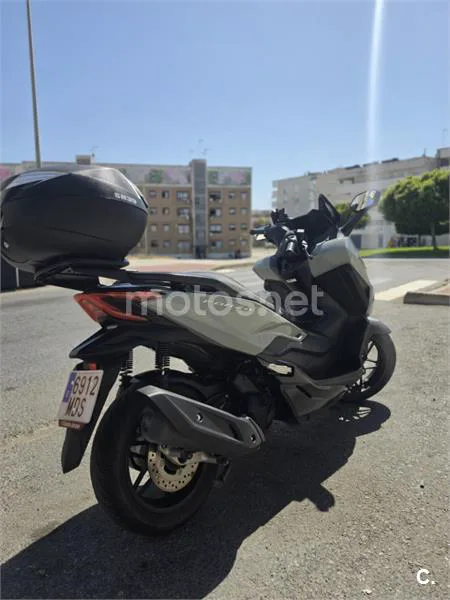 Honda Forza 125 - Vista 6