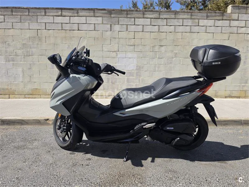 Honda Forza 125 - Vista 9