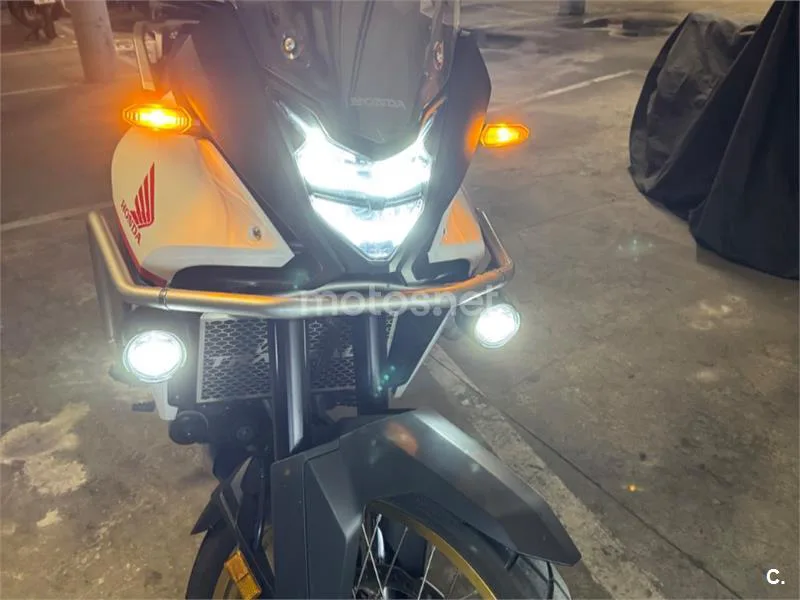 Honda XL750 Transalp - Vista 3