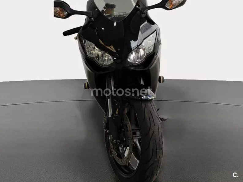 Honda CBR1000RR Fireblade - Vista 3