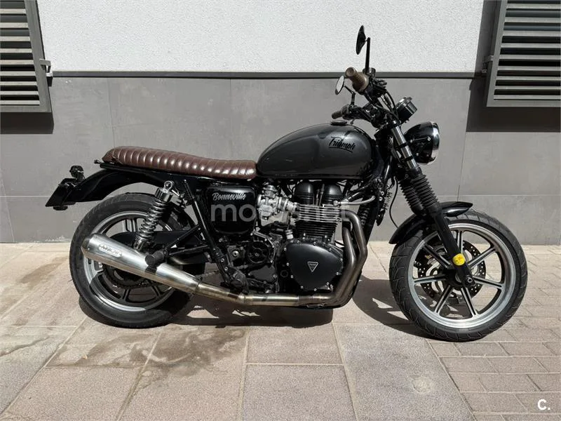 Triumph Bonneville SE - Vista 3